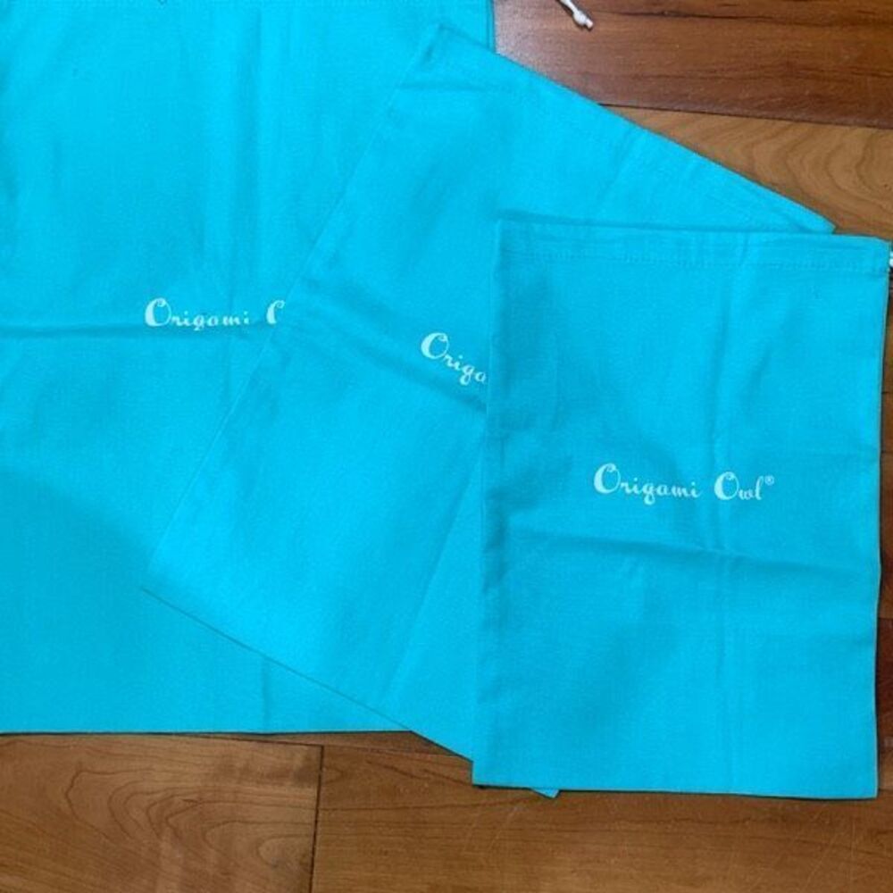 Turquoise Origami Owl Fabric Bags #travel #storage